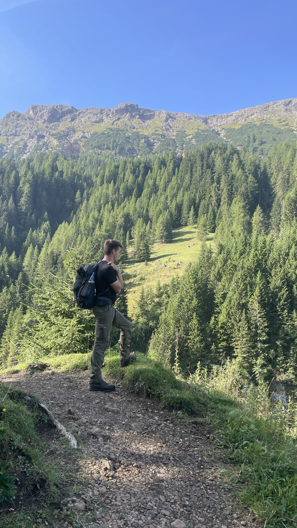 Wanderweg am Schlern auf der Seiser Alm
