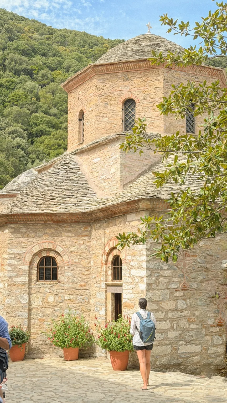Steinerne Klosterkirche von Evangelistria auf Skiathos